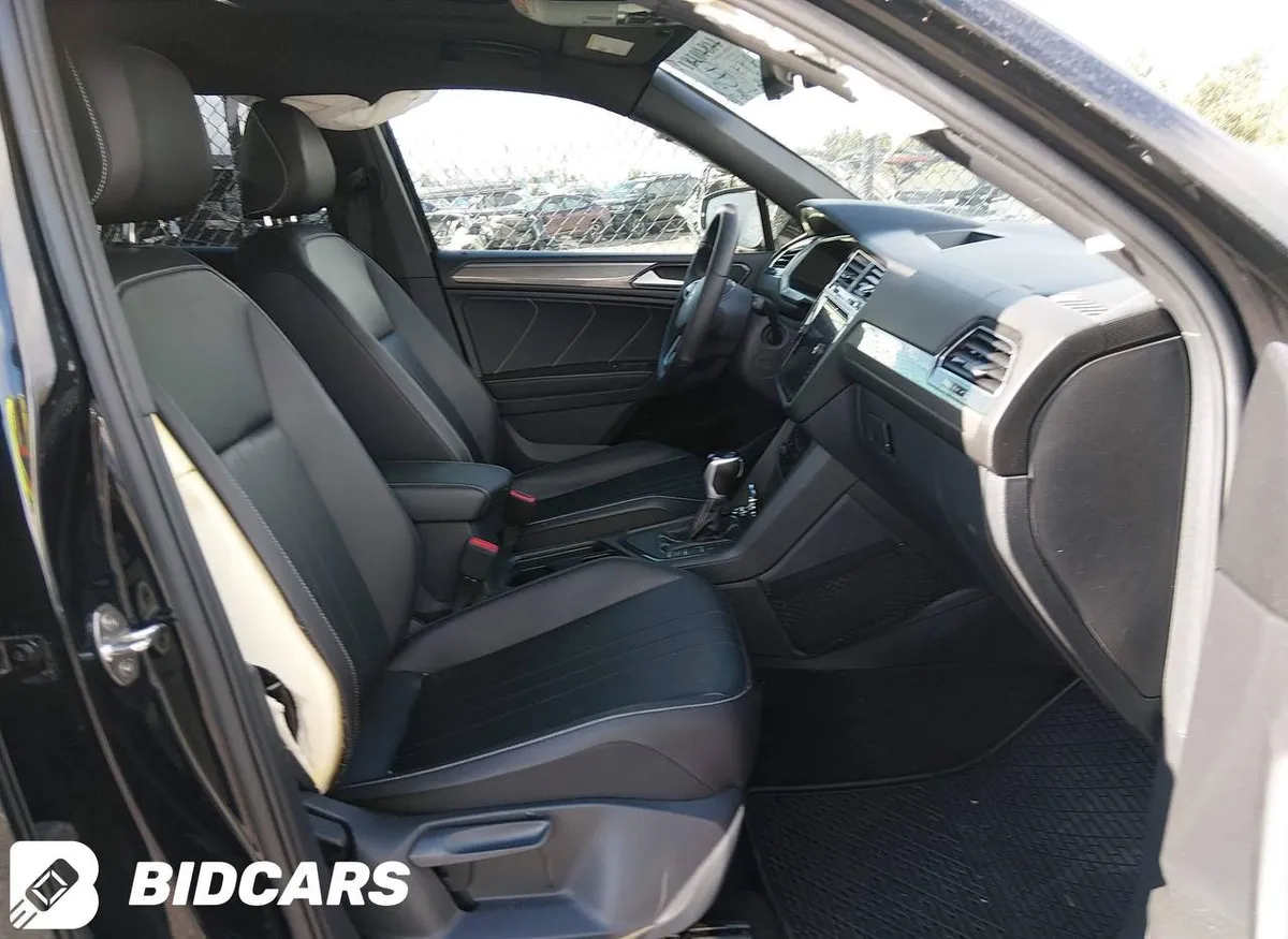 VOLKSWAGEN TIGUAN R-LINE 2022