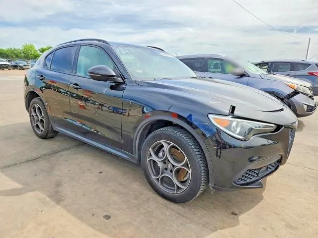 ALFA ROMEO STELVIO SPORT 2021