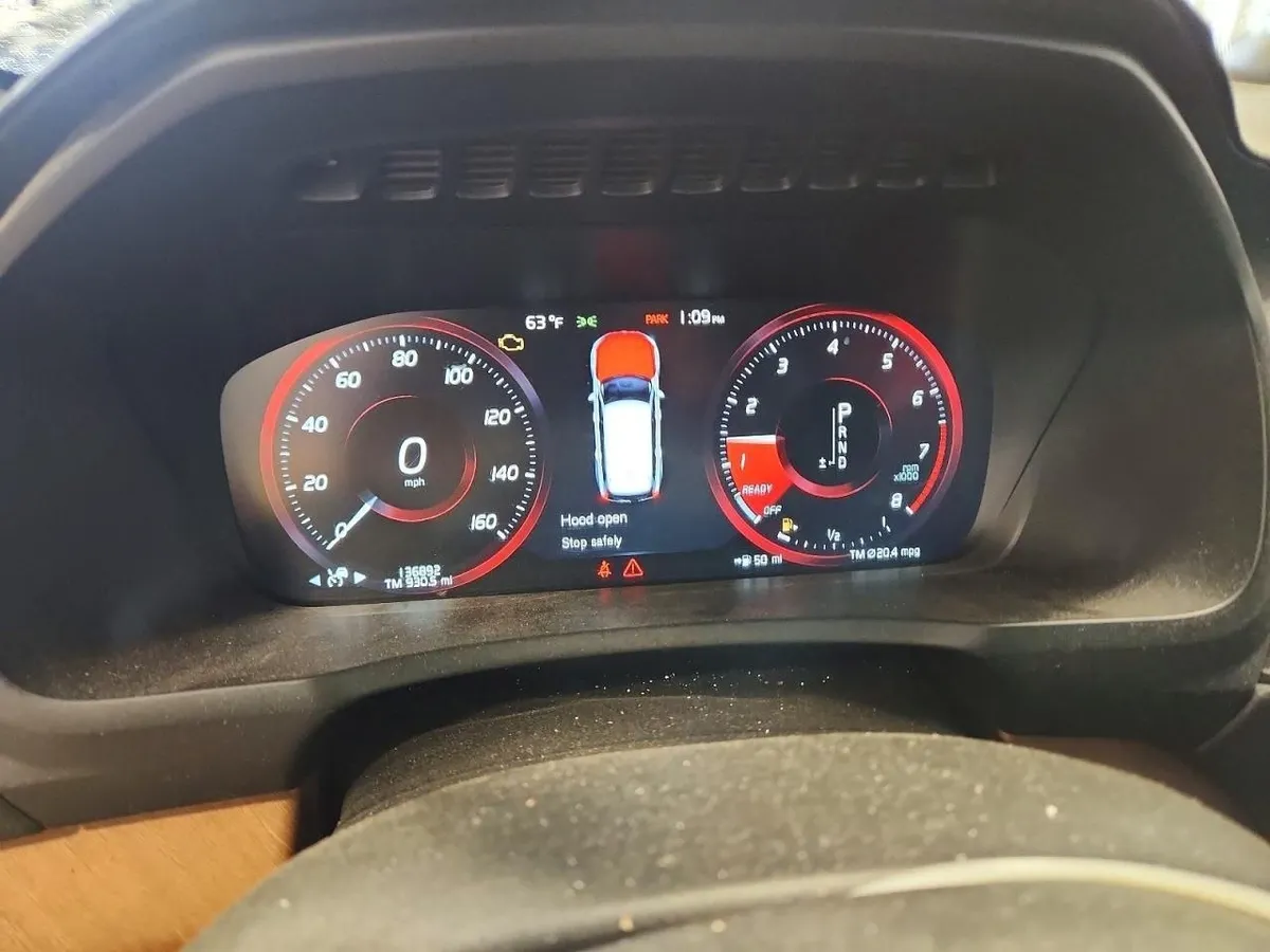 VOLVO XC90 2018