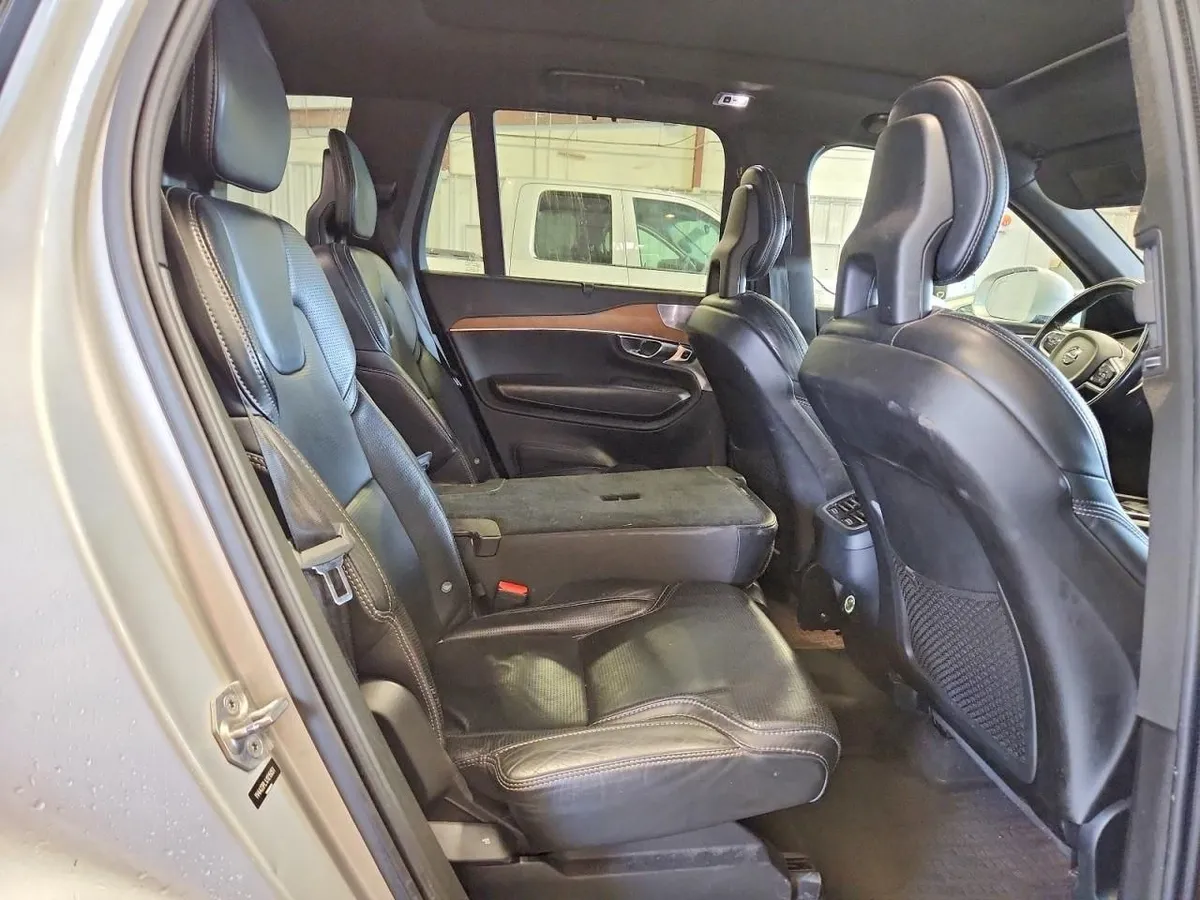 VOLVO XC90 2018
