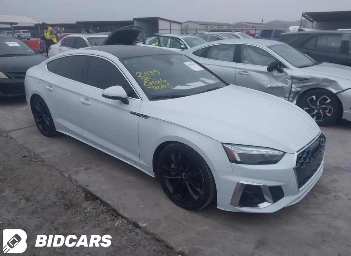 AUDI A5 2023