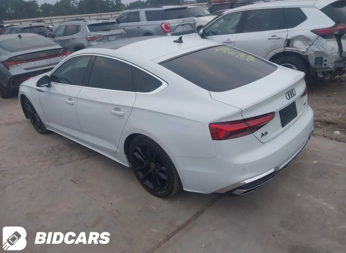AUDI A5 2023