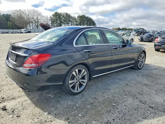 MERCEDES-BENZ C-CLASS 2017