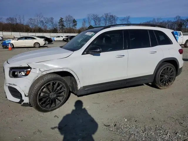 MERCEDES-BENZ GLB-CLASS 2023