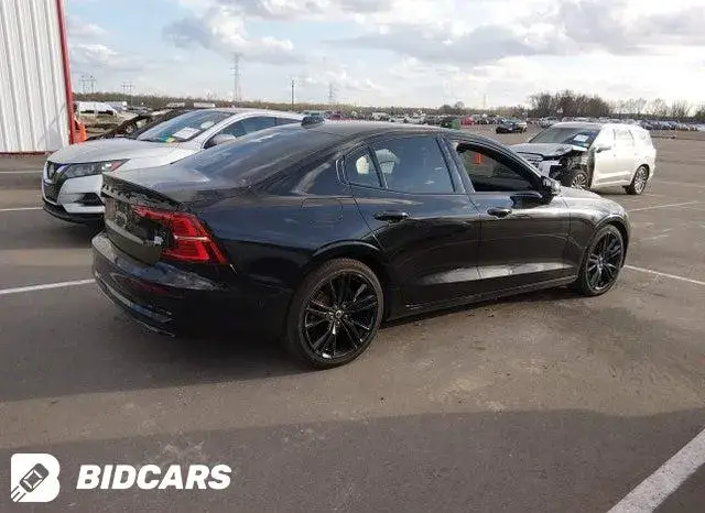 VOLVO S60 2024