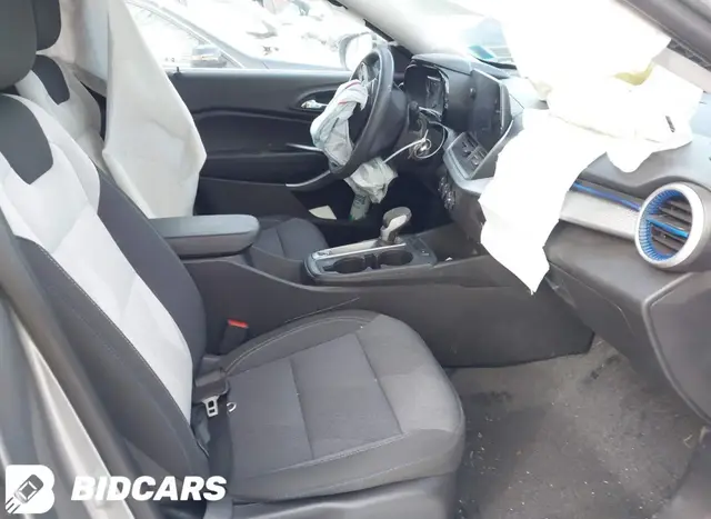 CHEVROLET TRAX 2025