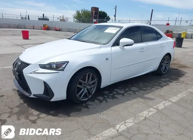 LEXUS IS 300 2018