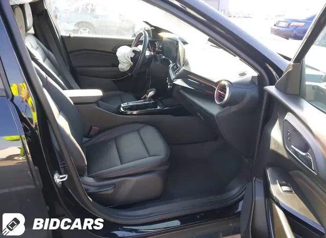 CHEVROLET TRAX 2025