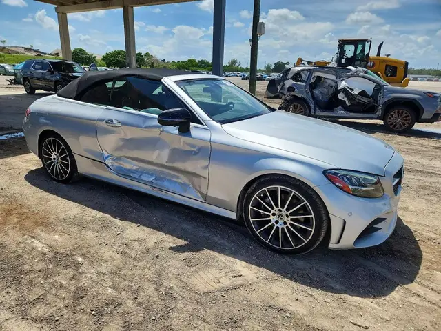 MERCEDES-BENZ C-CLASS 2021