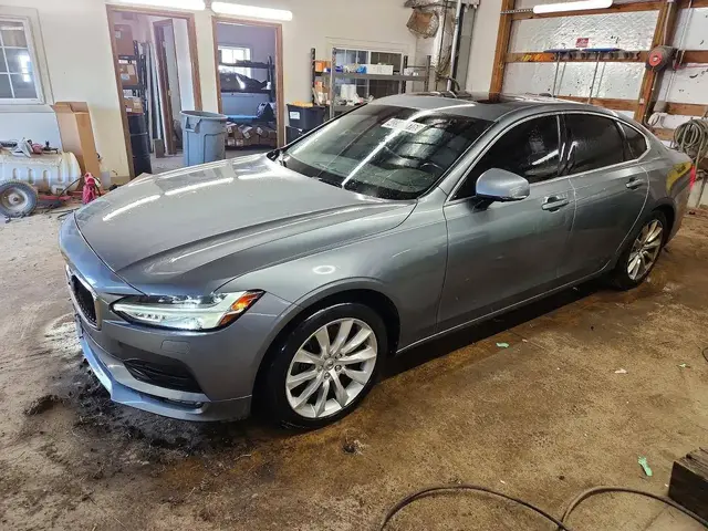 VOLVO S90 2017