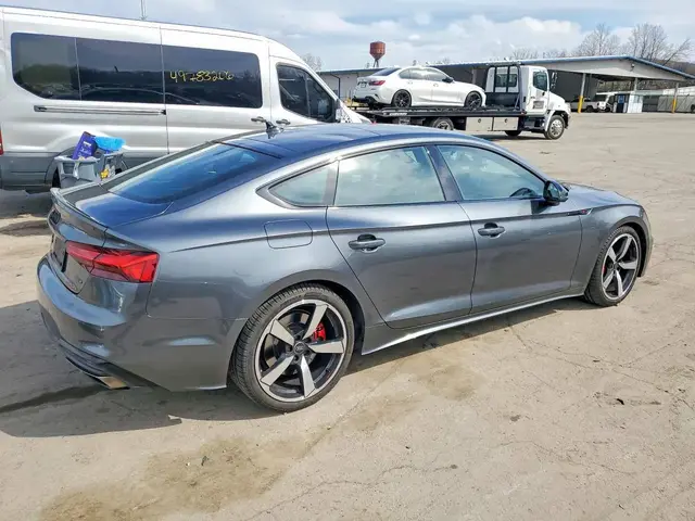 AUDI A5 PREMIUM 2023