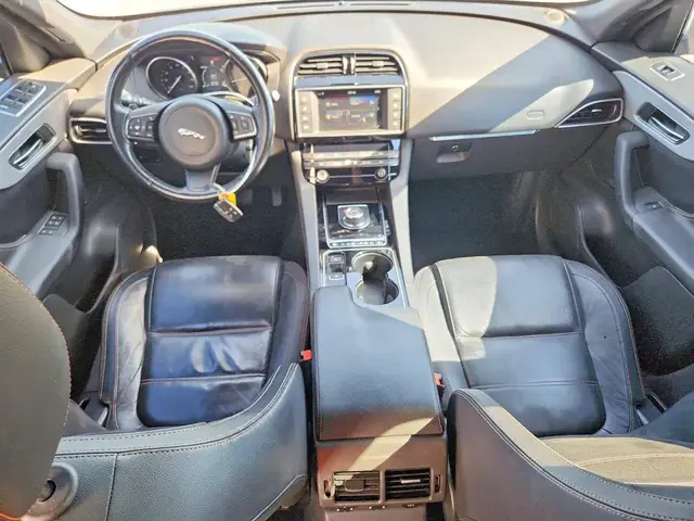 JAGUAR F-PACE 2017