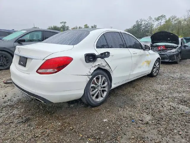 MERCEDES-BENZ C-CLASS 2016