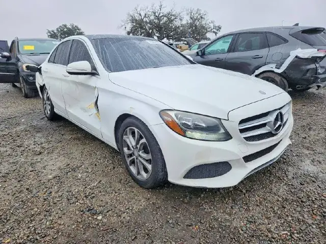 MERCEDES-BENZ C-CLASS 2016
