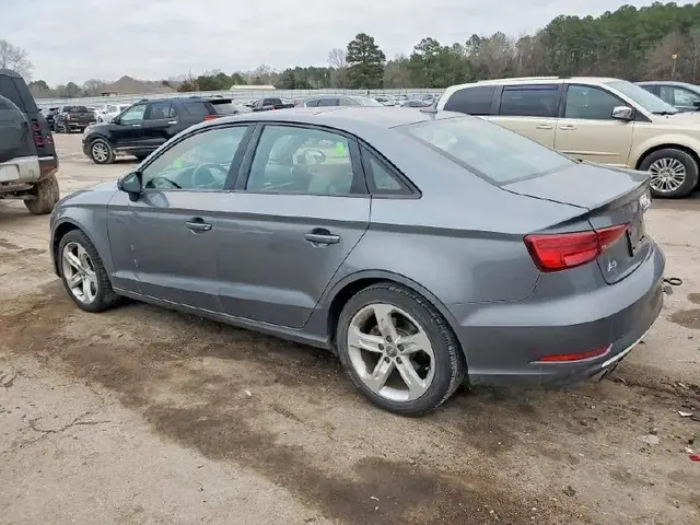 AUDI A3 2018