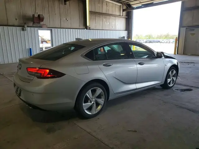 BUICK REGAL 2018