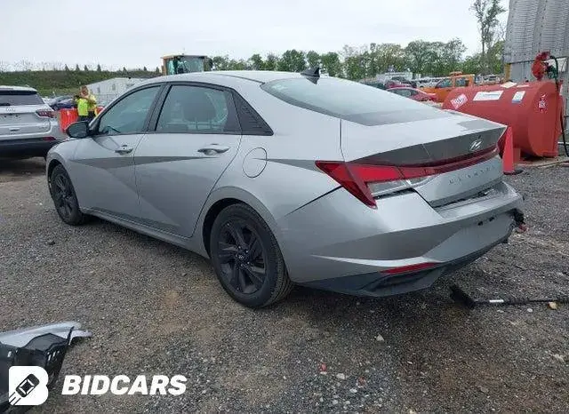 HYUNDAI ELANTRA 2023