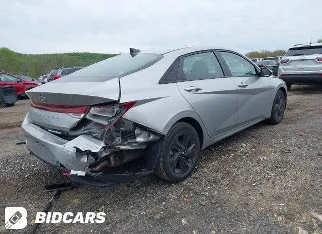 HYUNDAI ELANTRA 2023