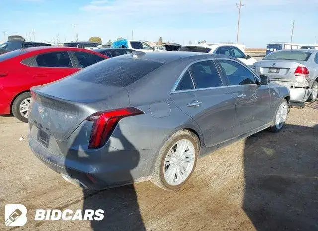 CADILLAC CT4 2022