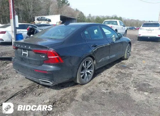 VOLVO S60 2019
