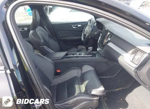 VOLVO S60 2019