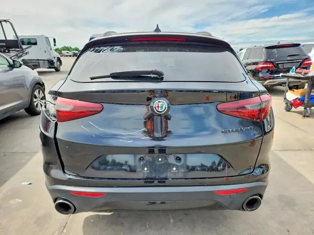 ALFA ROMEO STELVIO SPORT 2021