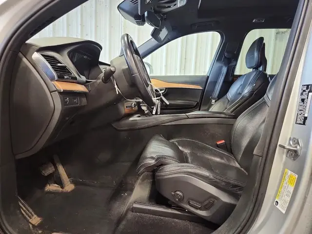 VOLVO XC90 2018