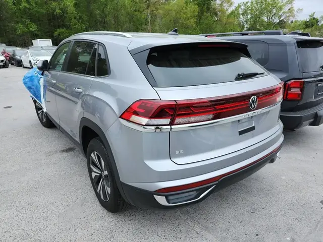 VOLKSWAGEN ATLAS 2024
