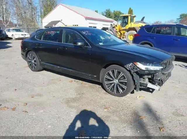 VOLVO S90 B6 PLUS 2023