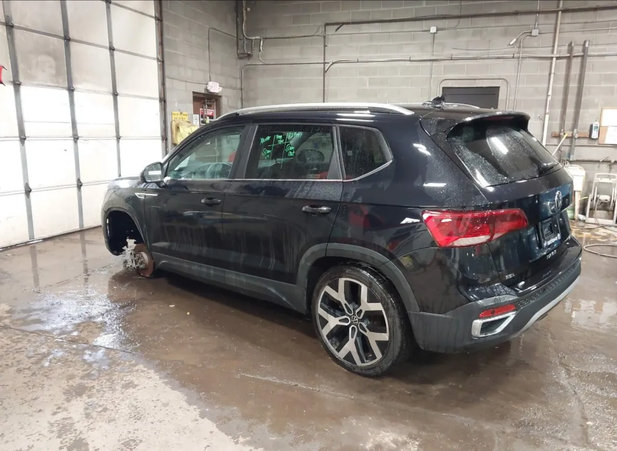 VOLKSWAGEN TAOS SEL 2021