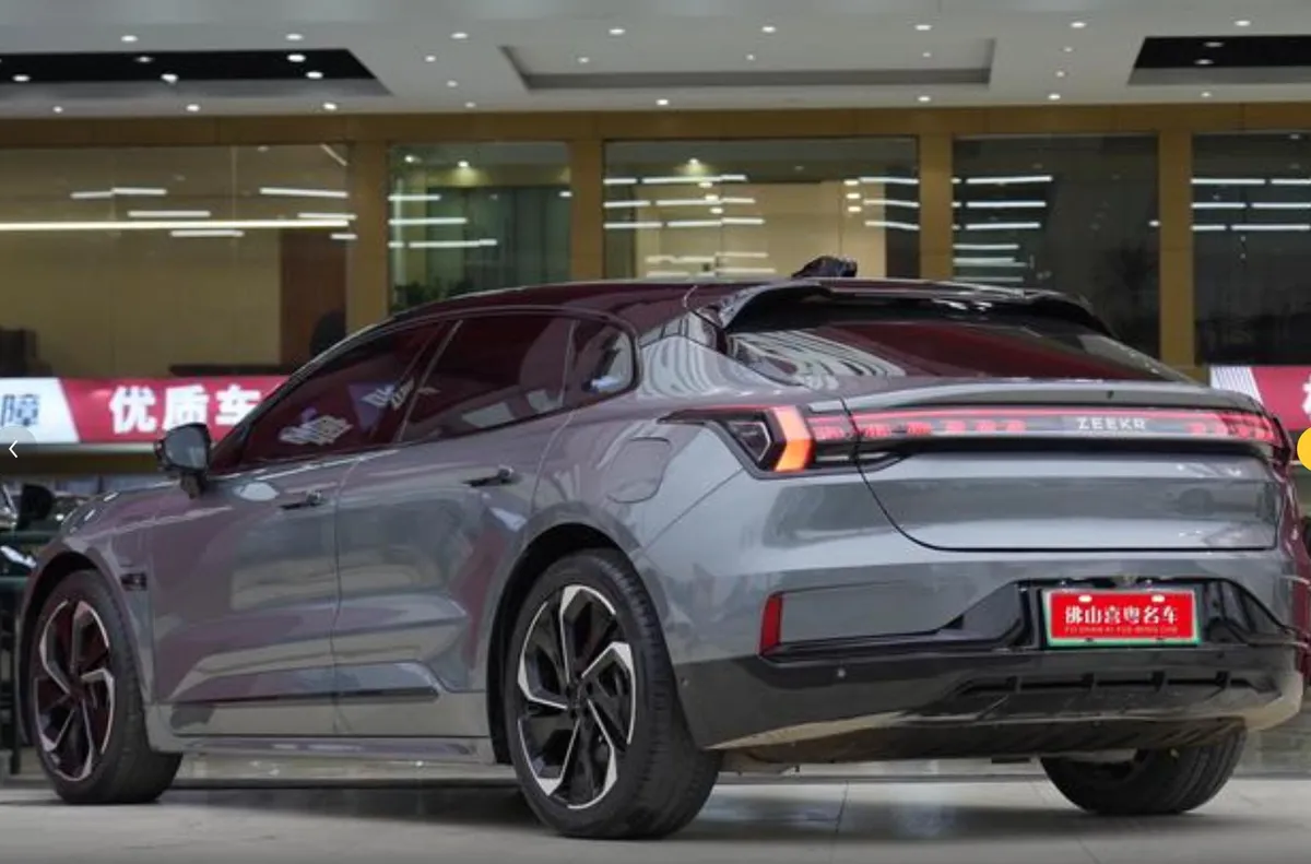 ZEEKR 001 LONG RANGE DUAL 2021