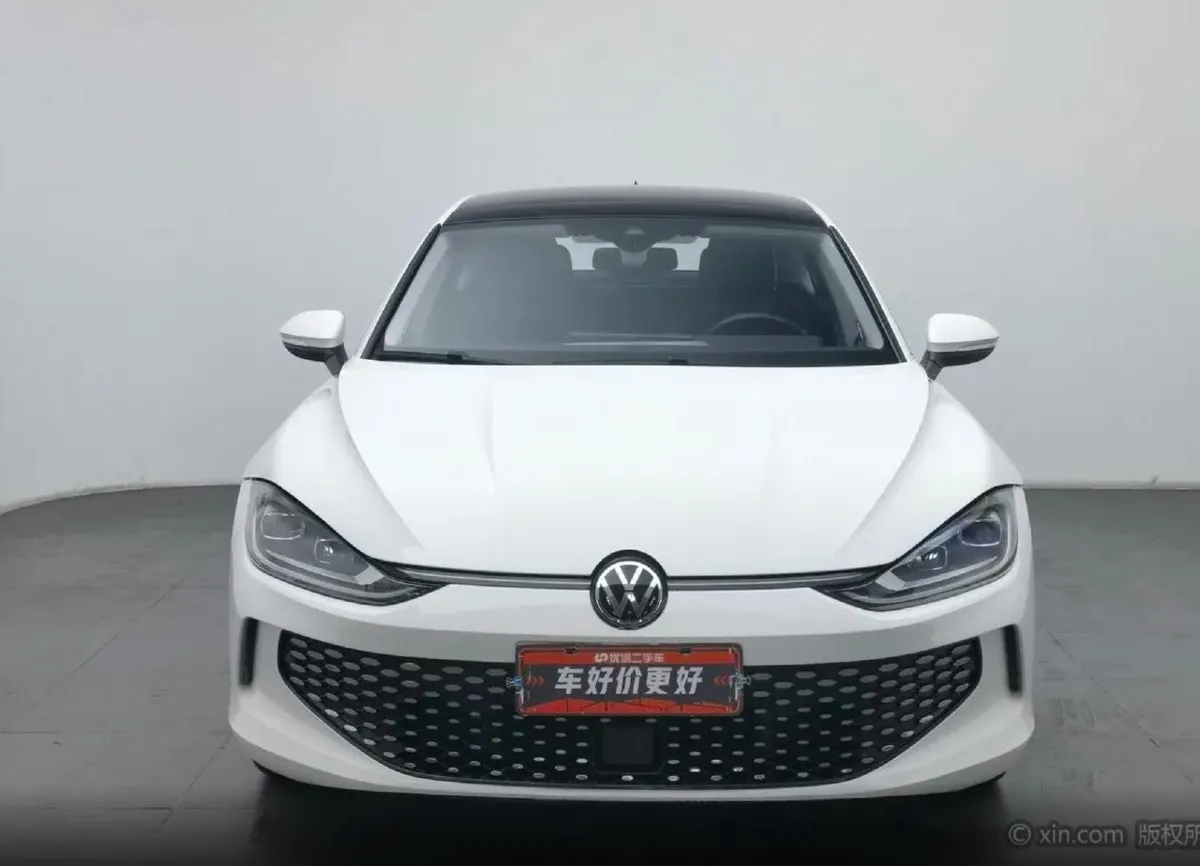 VOLKSWAGEN LAMANDO L 2023