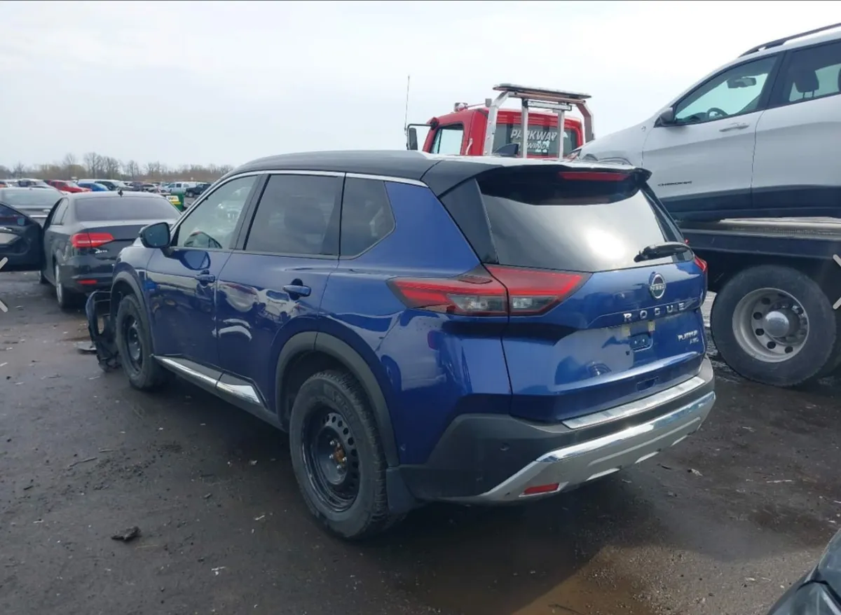 NISSAN ROGUE PLATINUM 2022