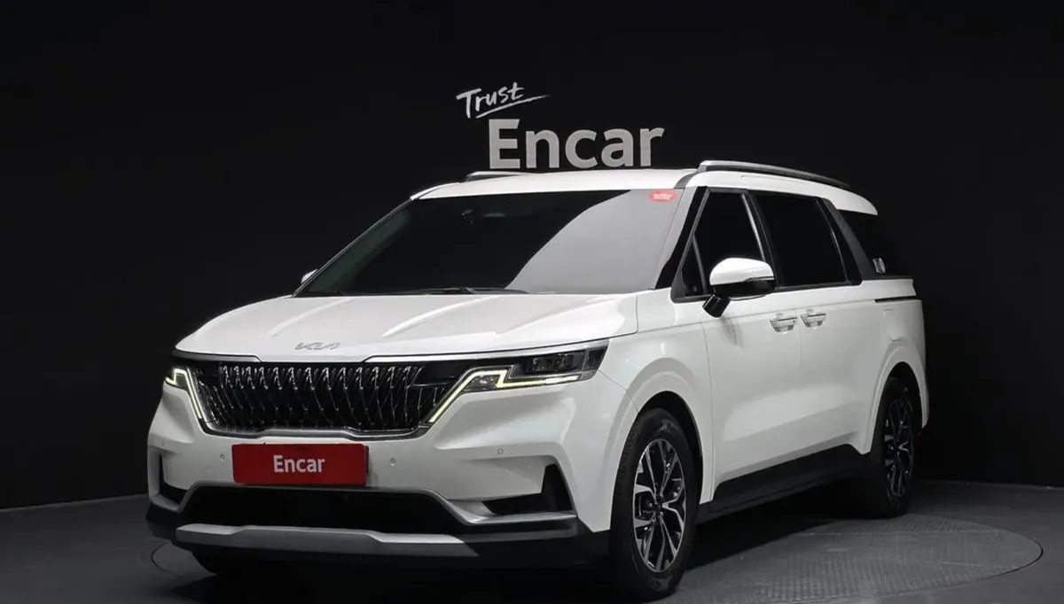 KIA CARNIVAL 4TH GENERATION 9-SEATER 2021