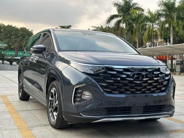 HYUNDAI CUSTO 380TGDI LUX PREMIUM 2021
