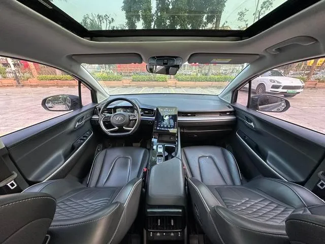 HYUNDAI CUSTO 380TGDI LUX PREMIUM 2021