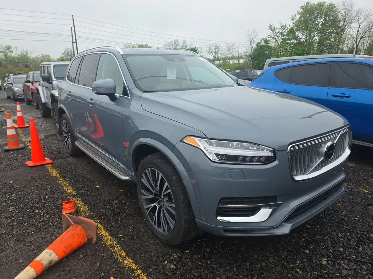 VOLVO XC90 RECHARGE PLUG-IN HYBRID 2022