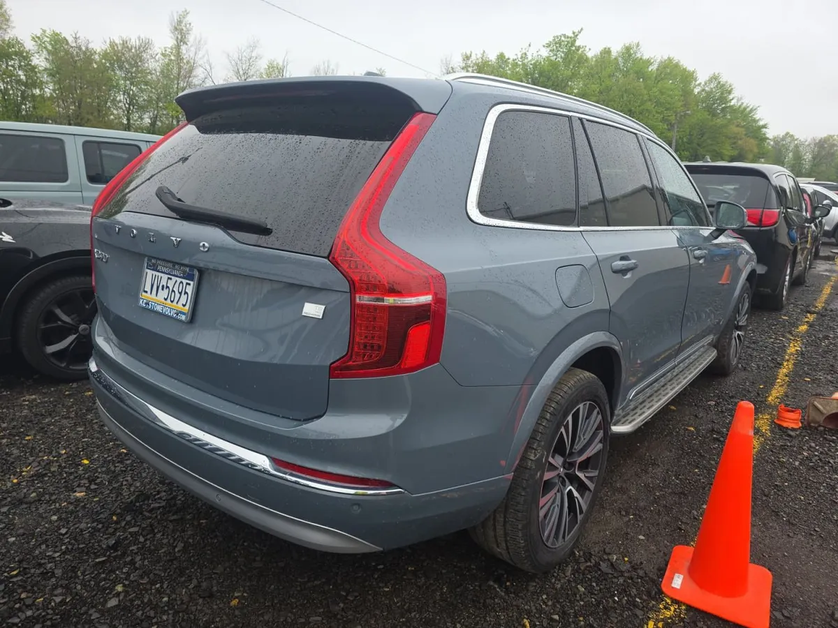 VOLVO XC90 RECHARGE PLUG-IN HYBRID 2022