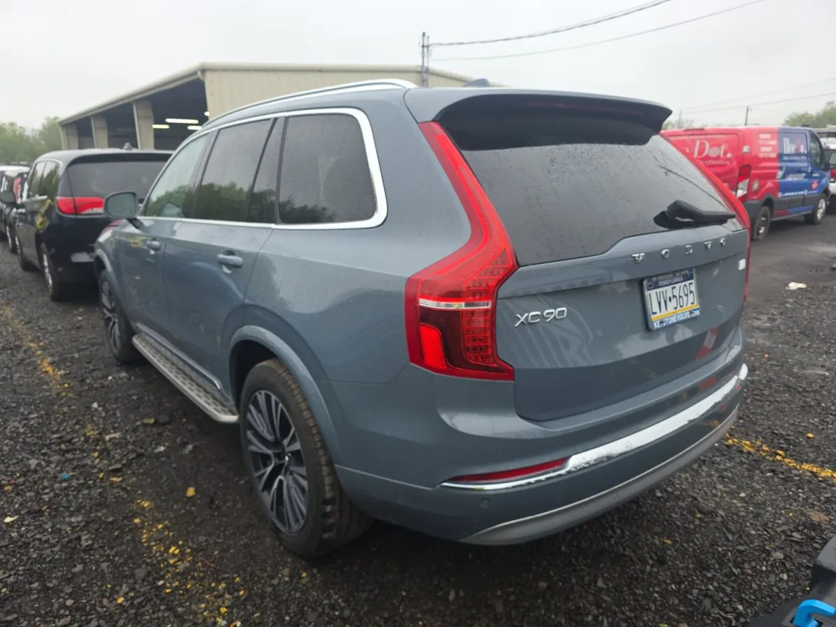 VOLVO XC90 RECHARGE PLUG-IN HYBRID 2022