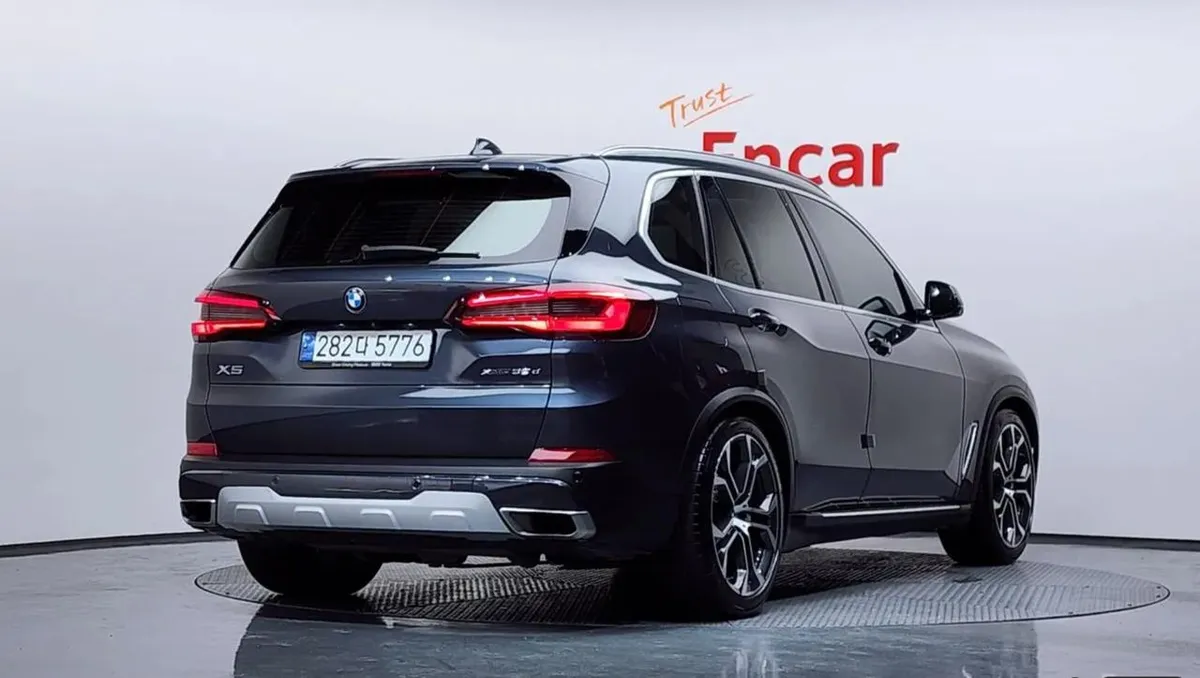 BMW X5 2022