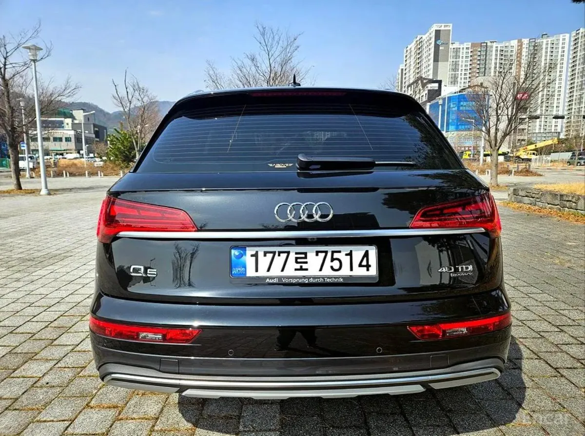 AUDI Q5 2023