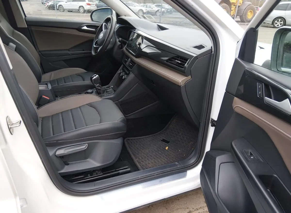 VOLKSWAGEN TAOS SEL 2022