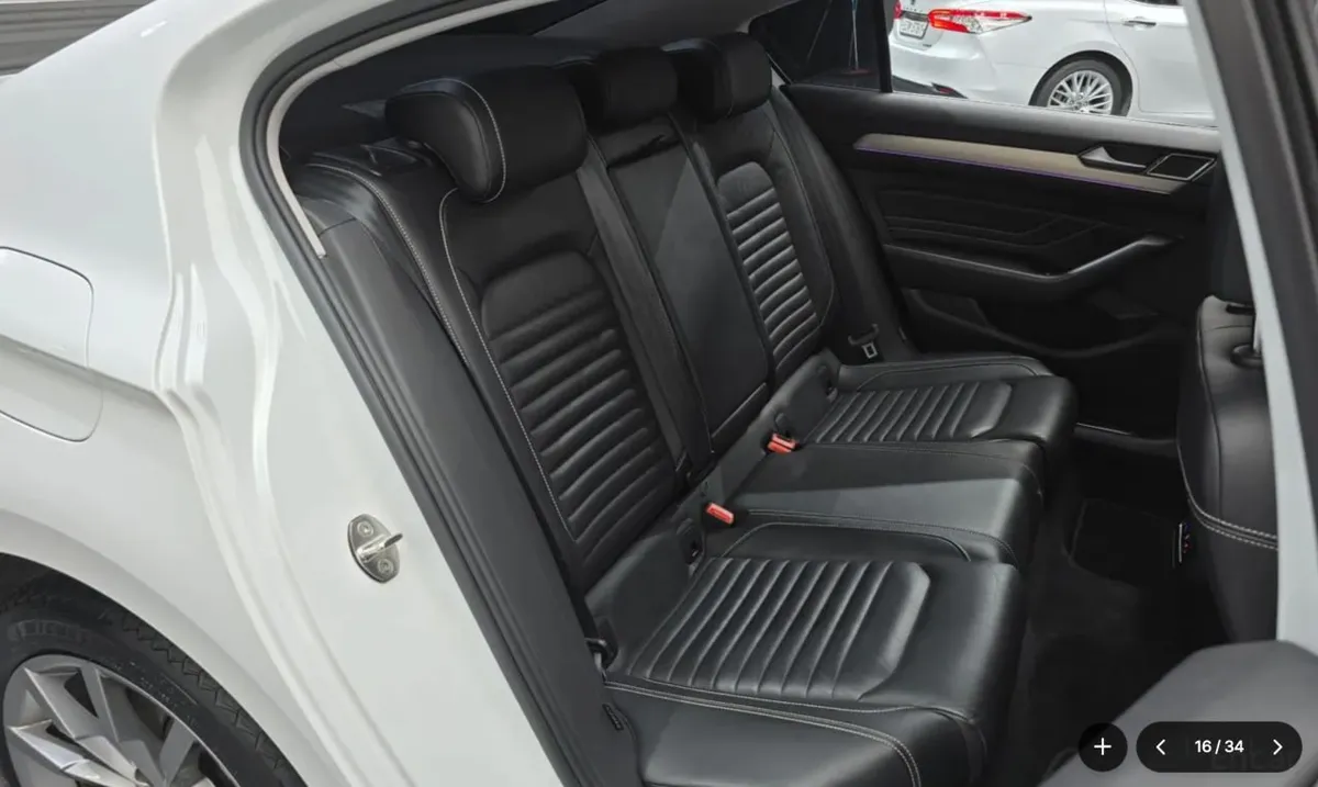 VOLKSWAGEN PASSAT 2021