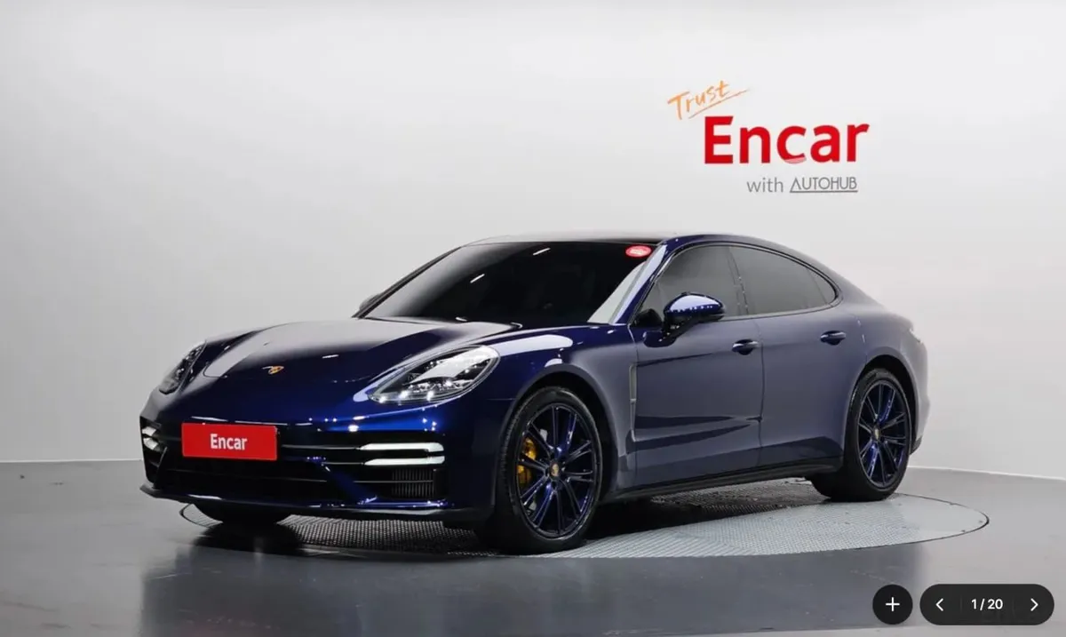 PORSCHE PANAMERA 2022