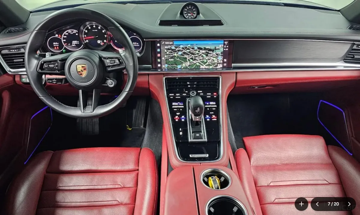 PORSCHE PANAMERA 2022