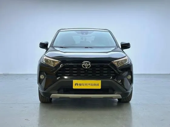 TOYOTA RAV4 FASHION EDITION 2023