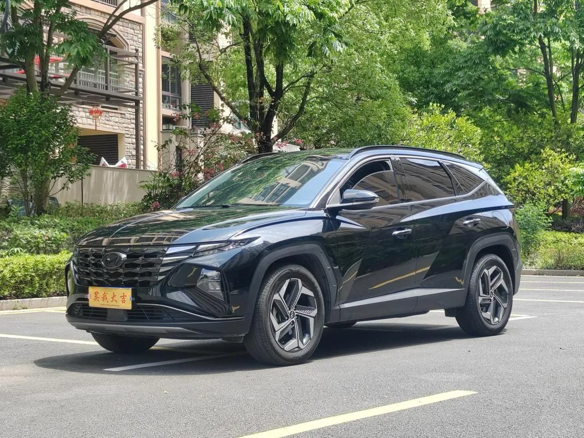 HYUNDAI TUCSON LUXURY 2023