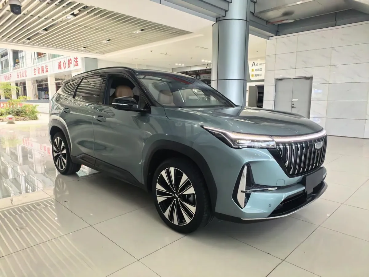 GEELY BOYUE L 2025
