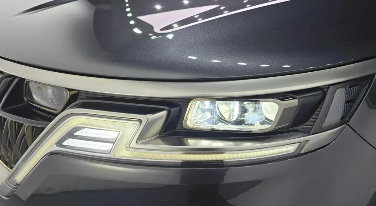 KIA CARNIVAL NOBLESSE 2022
