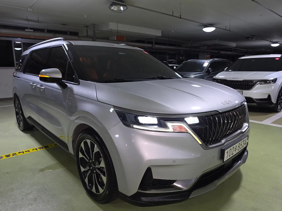KIA CARNIVAL NOBLESSE 2022